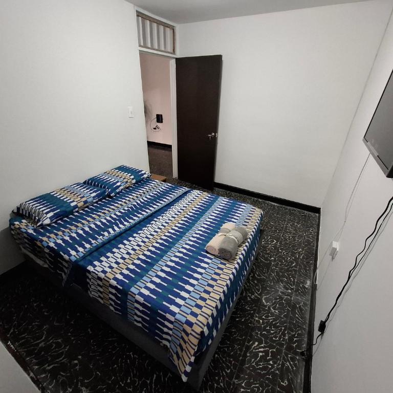 APARTAHOTEL CASA BUSTAMANTE APTO 4 vip - Three-Bedroom Apartment - 3