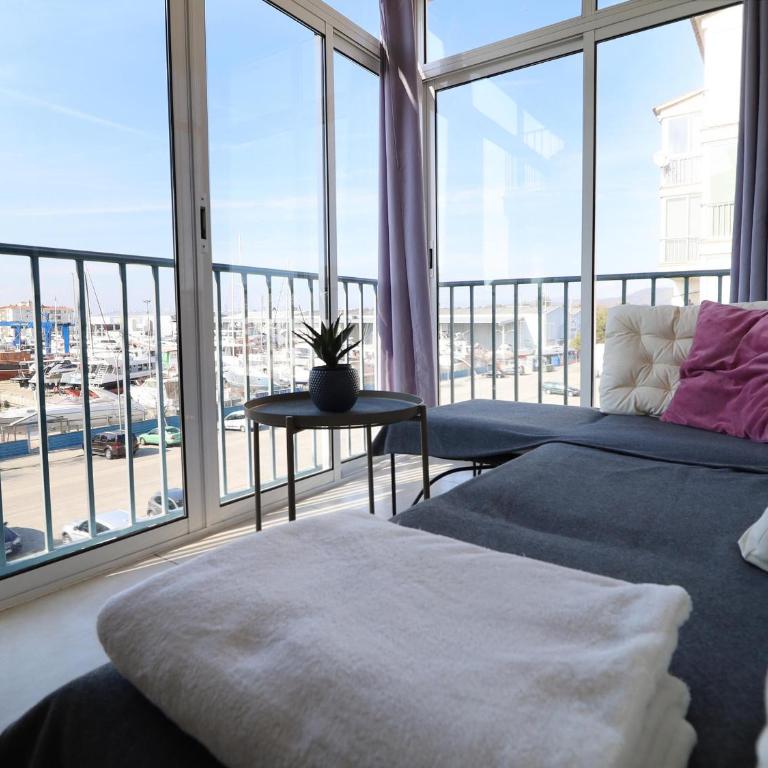 Apartamento con Ascensor y Aire Acondicionado en Santa Margarita - ES-366-13 - Apartment - 1