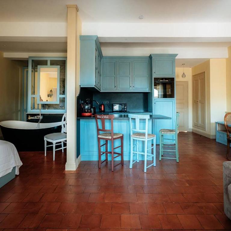 Charmant appartement climatisé, centre historique de Pézenas, animaux admis - FR-1-607-214 - Appartement - 3