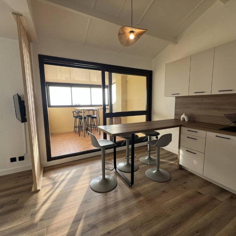 Villa T3 rénovée, 4 pers, face mer, clim, WiFi, Port Leucate - FR-1-81-633 - Villa - 5