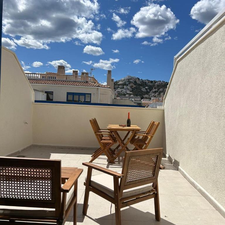 Céntrico Ático Duplex Piscina 3 dormitorios - Julio y agosto entradas y salidas en SABADO - Apartamento de 3 dormitorios - 73