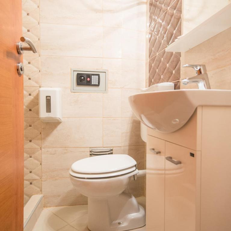 Hotel Rendez Vous - Dvokrevetna Soba sa Zasebnim Krevetima - 6