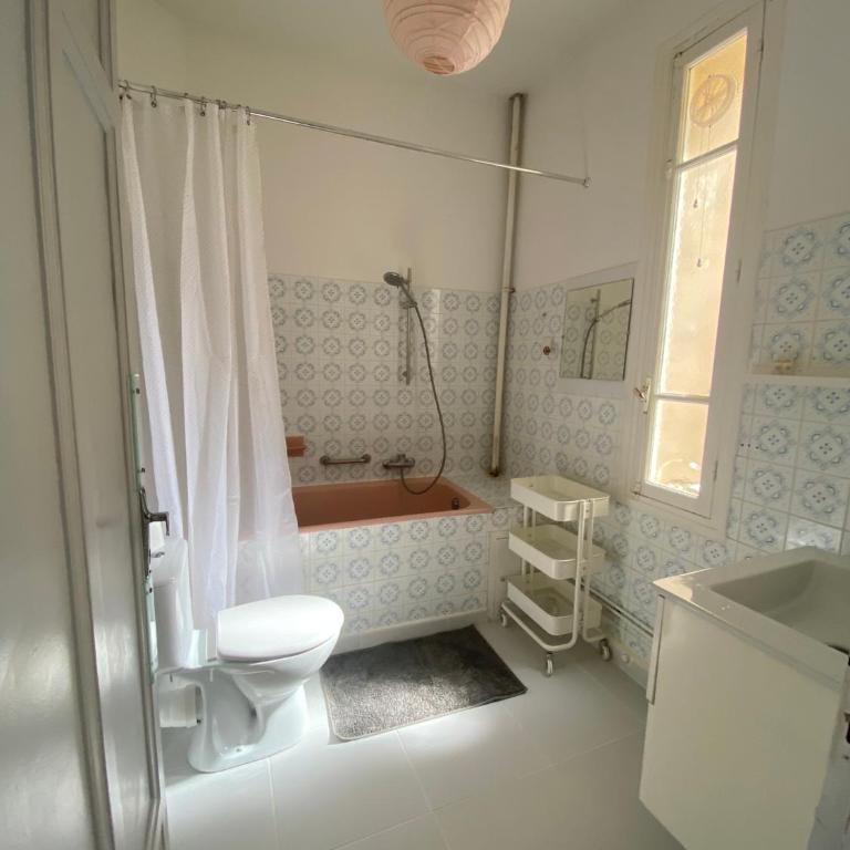 2 pièces Place Miot, côté cours - Appartement 1 Chambre - 7