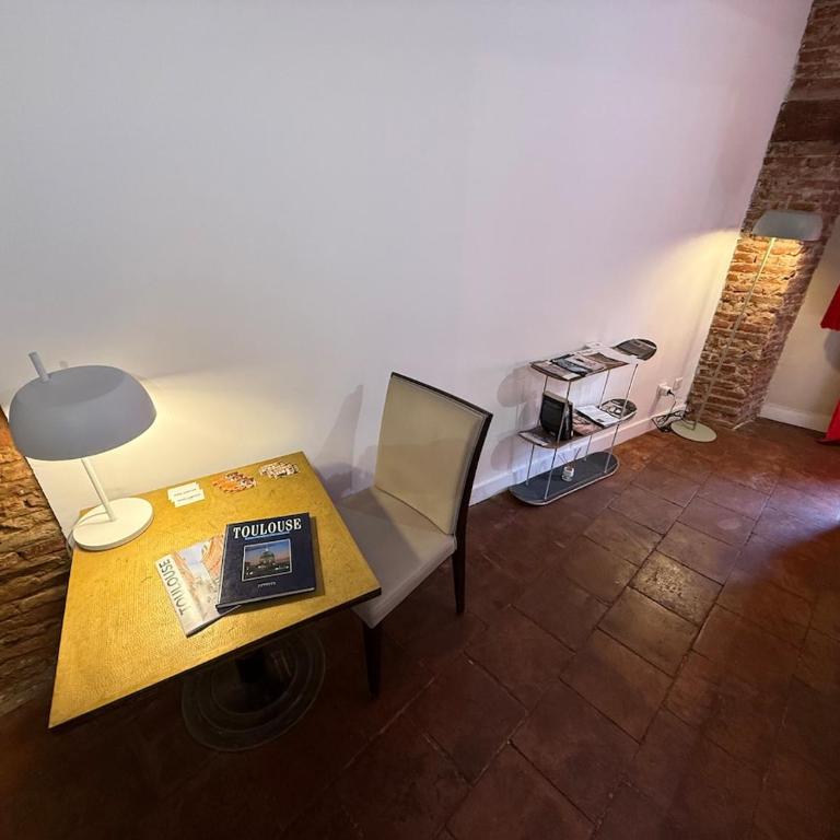 Appartement hyper-centre - Pont Neuf - St Cyprien - Apartamento de 1 dormitorio - 13