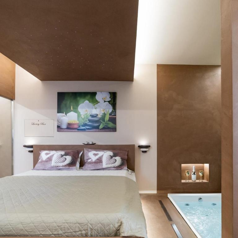 Luxury Suite - Camera Deluxe - 8