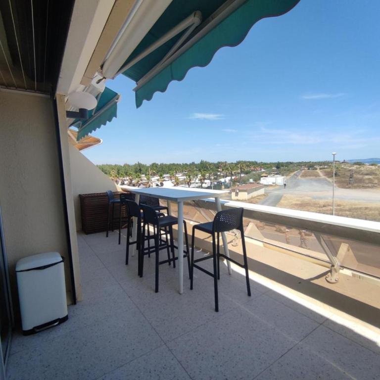 Studio 210, Héliopolis AB, Village naturiste - Studio avec Terrasse - 6