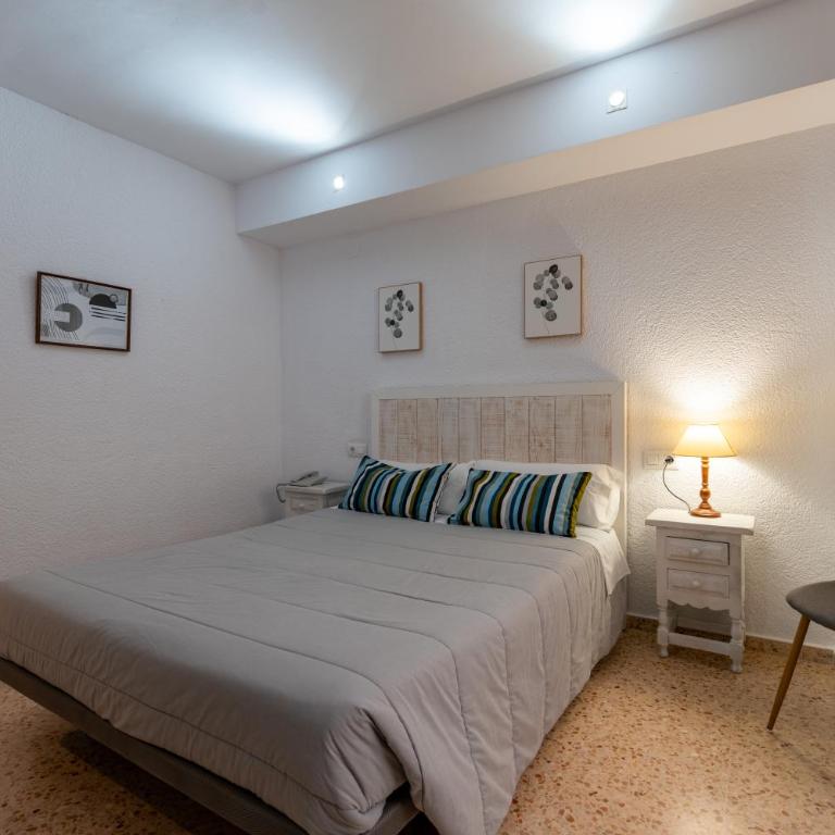 Hotel Buigues - Double Interior Room - 2