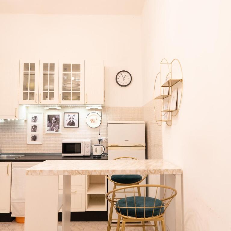 Vita Nova House 3 camere 3 bagni perfetta per famiglie e gruppi a due passi da Termini - Appartamento con 3 Camere da Letto - 19