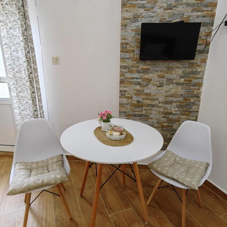 Apartments Andrea - Studio Apartment - 8