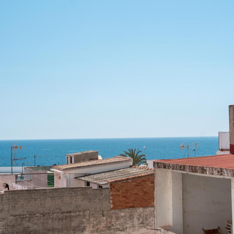 Hotel Buigues - Two-Bedroom Apartment with Balcony and Sea View - 16
