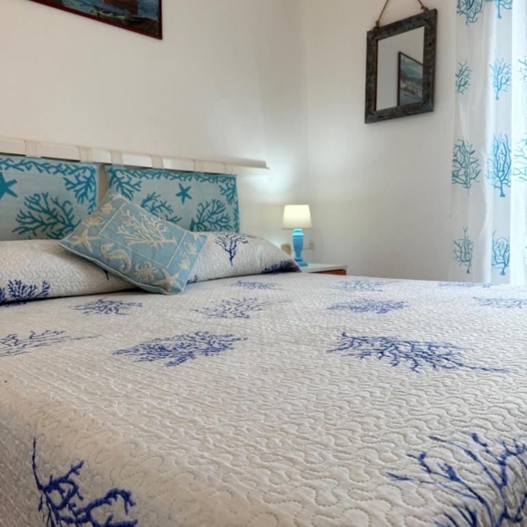Azzurra Home - Appartamento con 2 Camere da Letto - 10