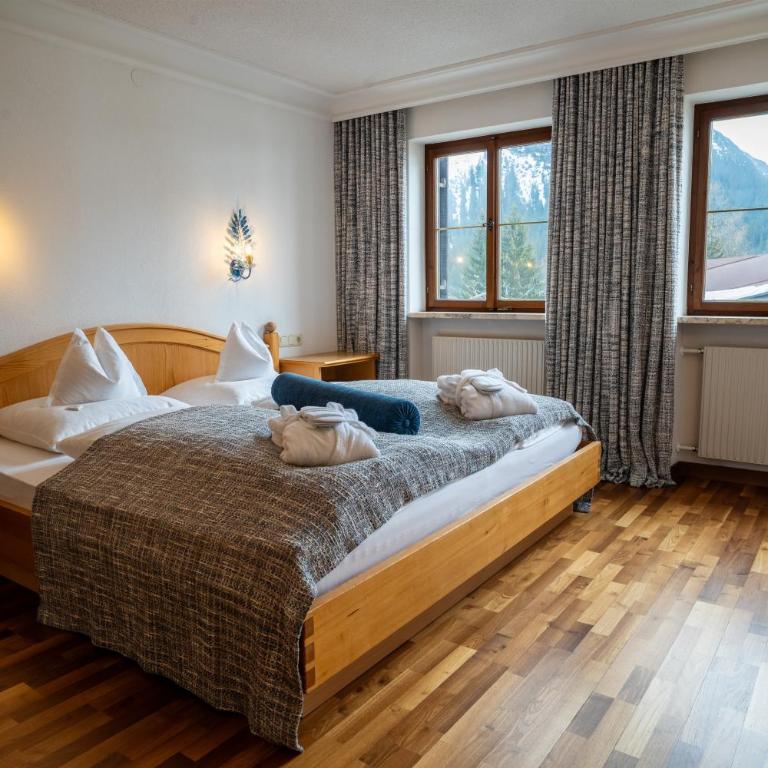 Hinterwies – Ski In / Lodge / Dine - Deluxe Doppelzimmer - 12