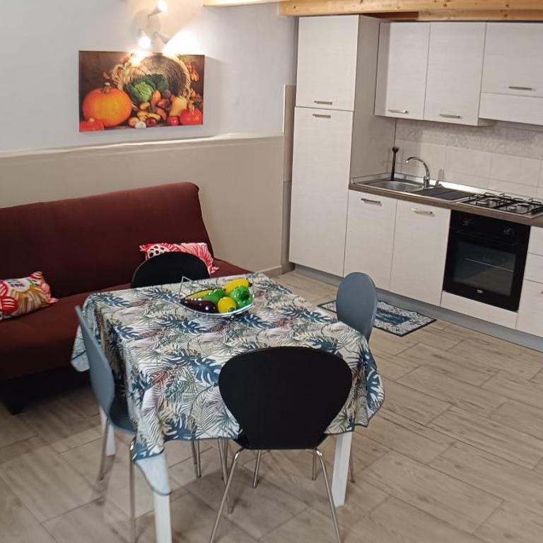 Exclusive house in the center - Apartment - Ground Floor - 23