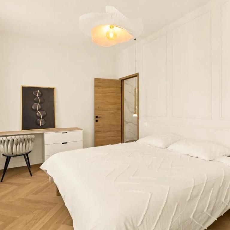 LES SUITES DU PALAIS sur LA CROISETTE - Vue MER - Appartement 2 Chambres avec Terrasse et Vue sur la Mer - 7