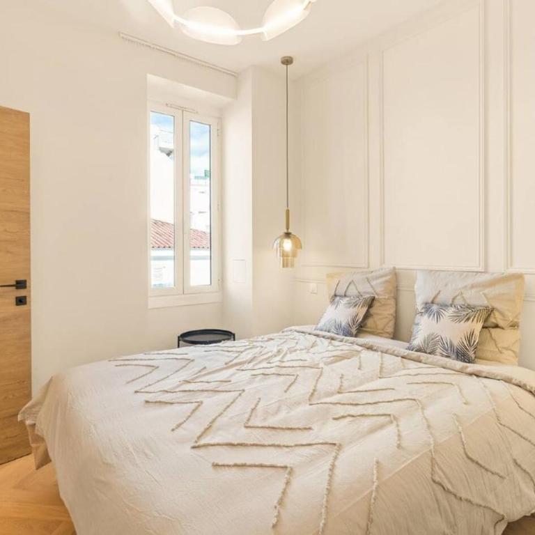 LES SUITES DU PALAIS sur LA CROISETTE - Vue MER - Appartement 2 Chambres avec Terrasse et Vue sur la Mer - 9