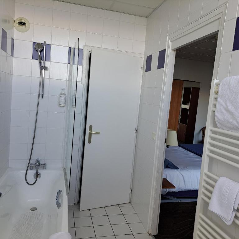 Hôtel Savoie Léman - Chambre Double Supérieure - Vue sur Lac - 4