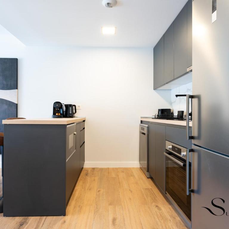 Luxury 2 Bedroom Apartment, Pools, Sauna, Gym & More - Apartamento Deluxe de 2 dormitorios con vistas al jardín - 39