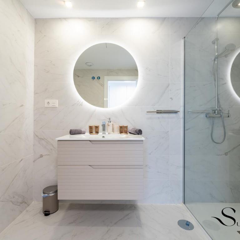 Luxury 2 Bedroom Apartment, Pools, Sauna, Gym & More - Apartamento Deluxe de 2 dormitorios con vistas al jardín - 45