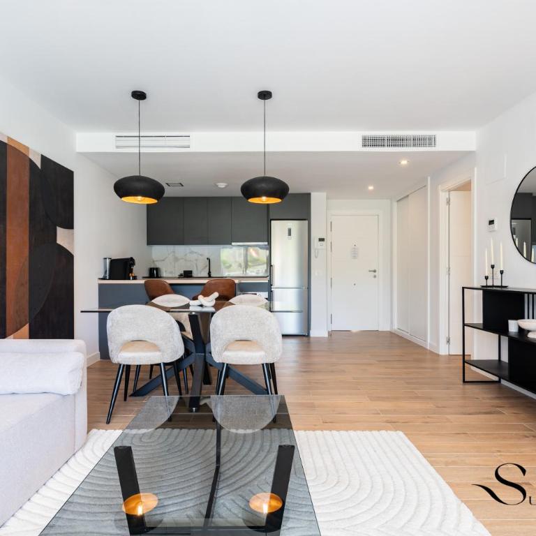 Luxury 2 Bedroom Apartment, Pools, Sauna, Gym & More - Apartamento Deluxe de 2 dormitorios con vistas al jardín - 7