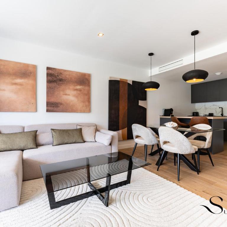 Luxury 2 Bedroom Apartment, Pools, Sauna, Gym & More - Apartamento Deluxe de 2 dormitorios con vistas al jardín - 11