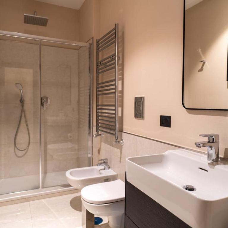 Margherita Apartments - Appartamento con 2 Camere da Letto e Balcone - 15