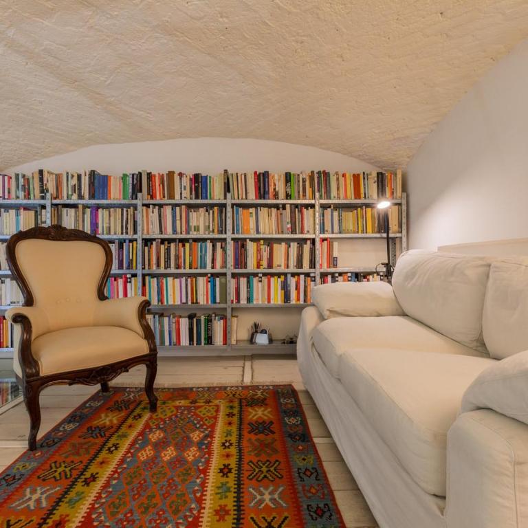 L'angolo del libro by Wonderful Italy - Appartamento - 2