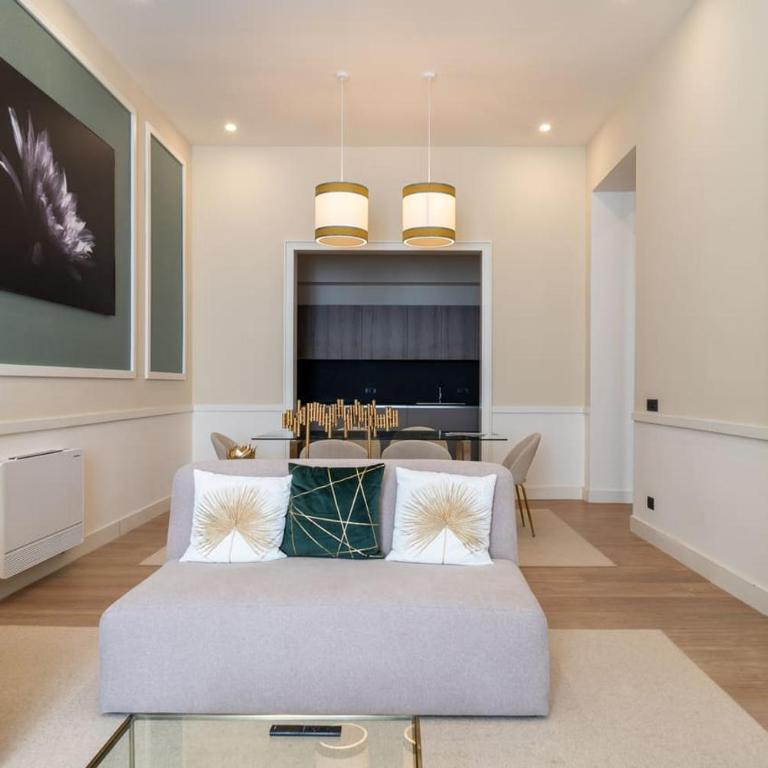 Margherita Apartments - Appartamento con 2 Camere da Letto e Balcone - 12