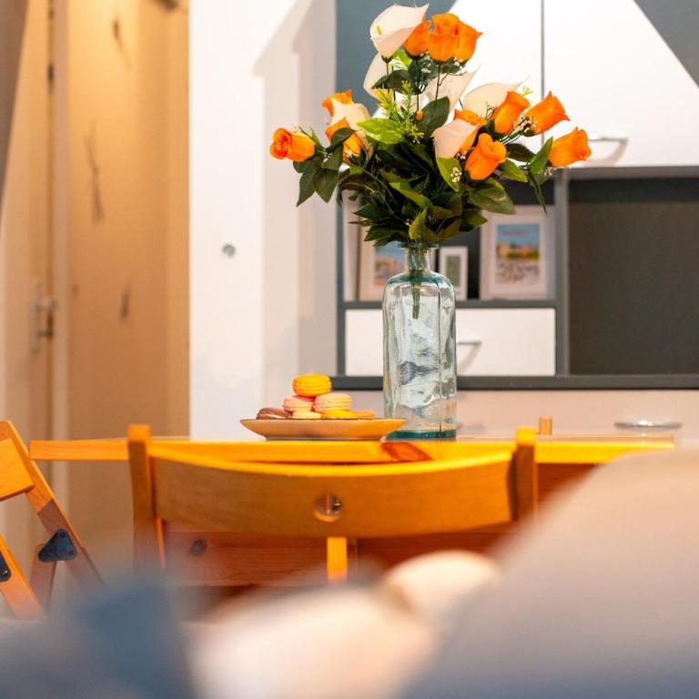 Studio avec jardinet dans résidence avec piscine - Two-Bedroom Apartment - 12