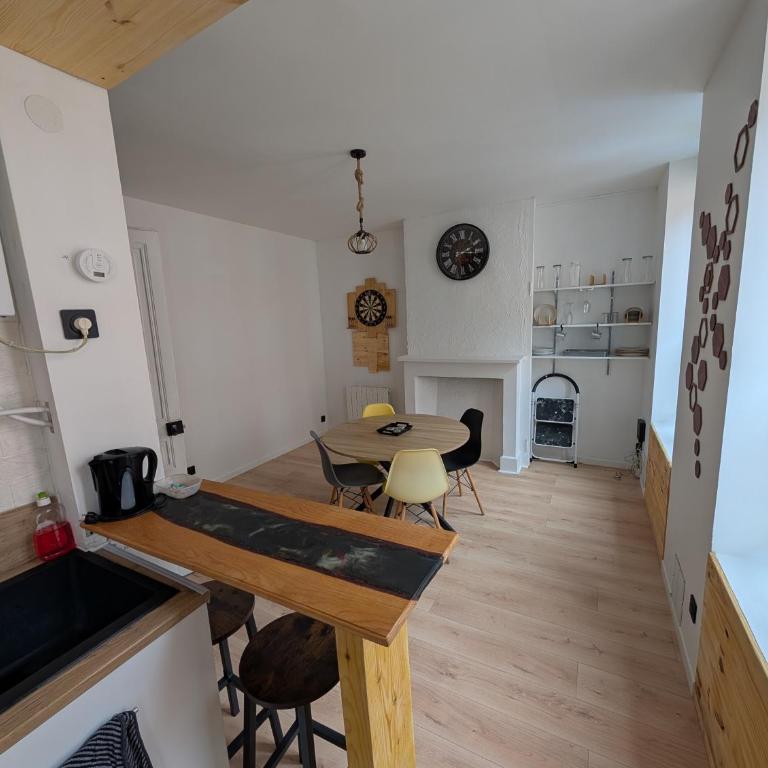 Appartement 50m² centre-ville - Appartement 1 Chambre - 15