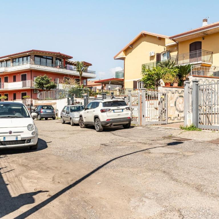 GuestHost - Eden Green Oasis - Three-Bedroom Apartment - 23