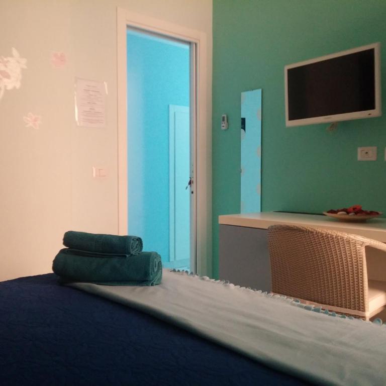 Viaggio a Napoli Affittacamere - Camera Matrimoniale/Doppia con Letti Singoli - 40