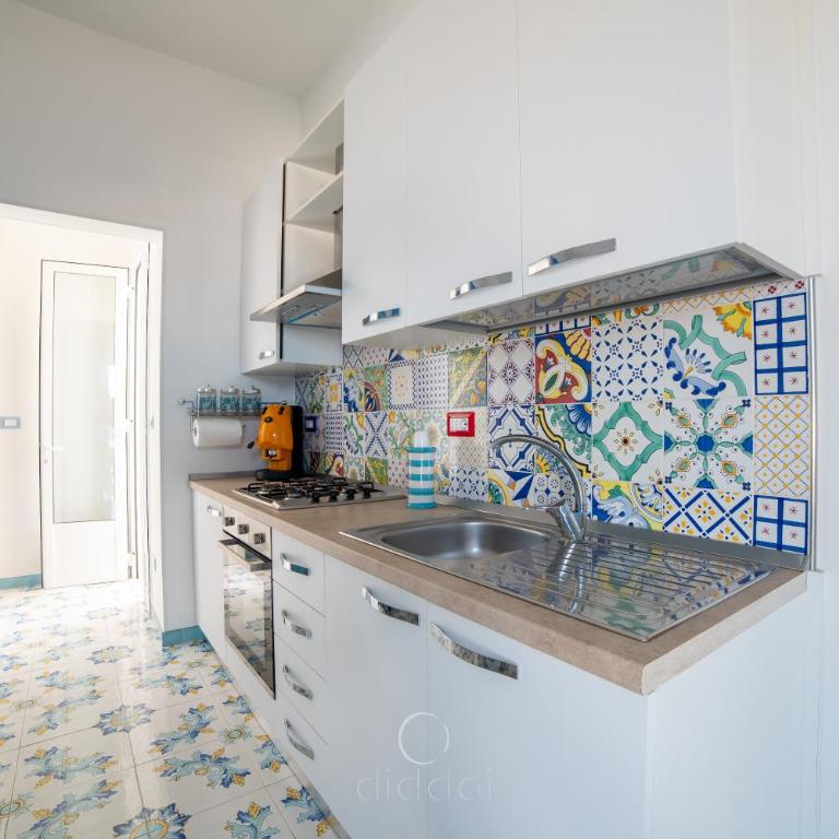 La Casa di Sofia - Idromassaggio Vista Mare by Diddoi - Two-Bedroom Apartment with Terrace and Sea View - 2