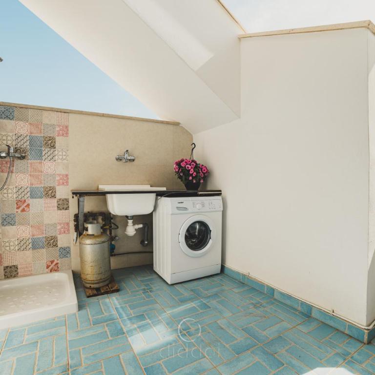 La Casa di Sofia - Idromassaggio Vista Mare by Diddoi - Two-Bedroom Apartment with Terrace and Sea View - 31