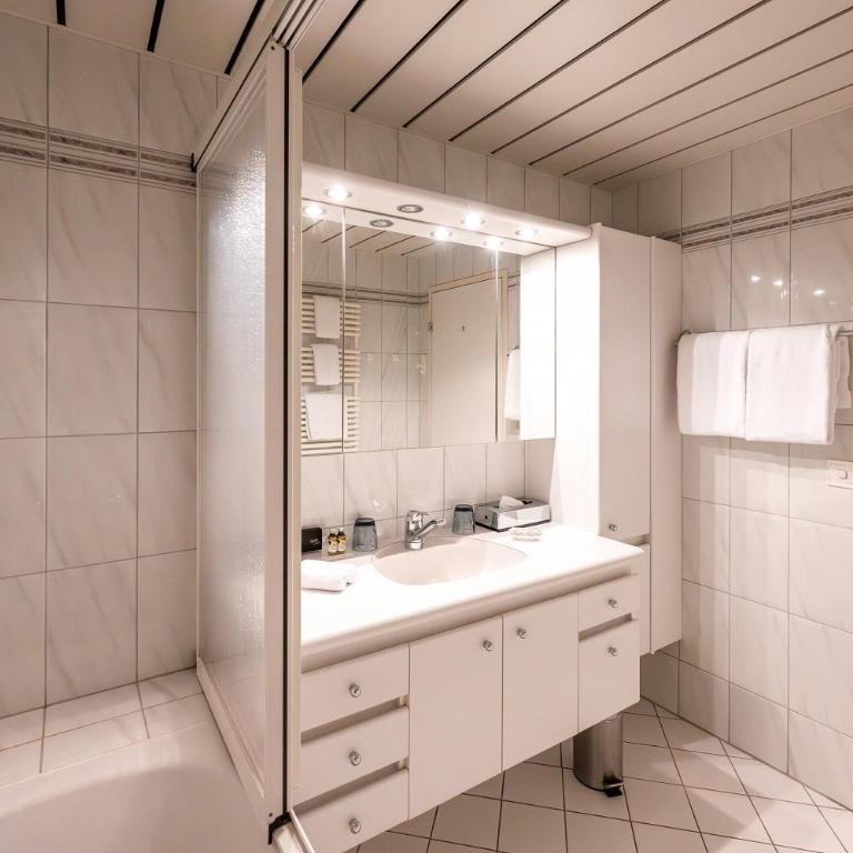 Hotel Seehof Davos - Studio mit Balkon - 3