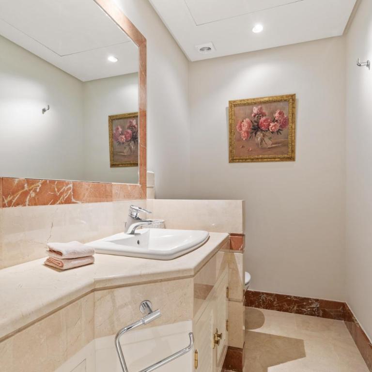 Apartment with a garden near the sea in Gran Bahía de Marbella - Apartamento de 2 dormitorios - 6