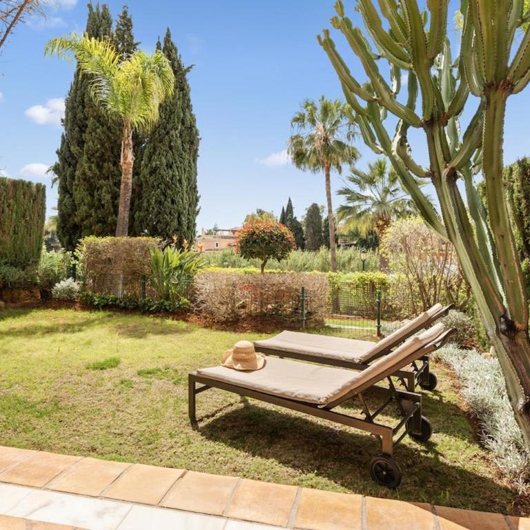 Apartment with a garden near the sea in Gran Bahía de Marbella - Apartamento de 2 dormitorios - 27
