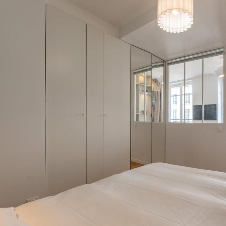 Cozy Faubourg St Martin retreat - Appartement - 21