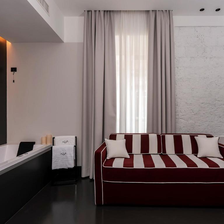 Adaram Suites - Suite Queen con Vasca Idromassaggio - 10
