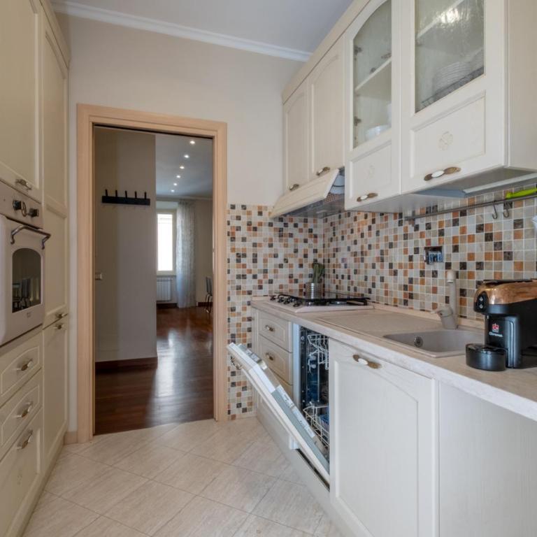 Trevi Fountain big apartment - Appartamento con 3 Camere da Letto - 27