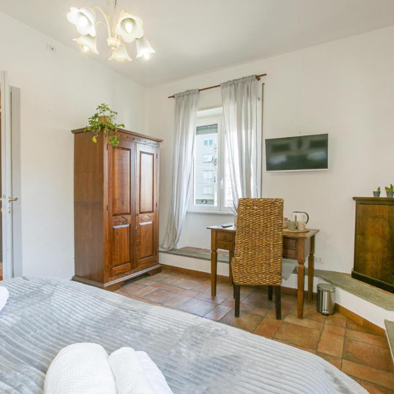 B&B Trastevere Station - San Pietro - Camera Matrimoniale con Bagno Privato - 4