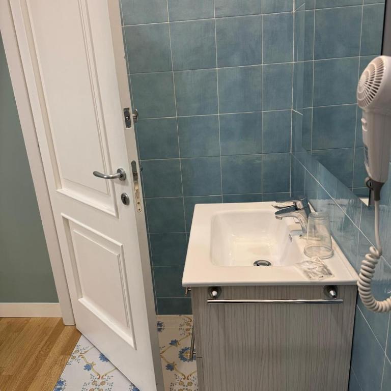 Suite & Luxury Rooms Palazzo Diomede Carafa - Camera King - 3