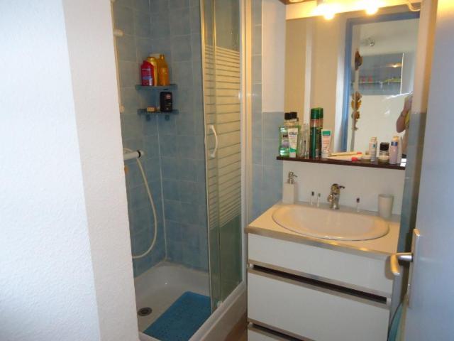 joli studio rez de jardin résidence avec piscine - Apartamento Estudio con vistas al mar - 6