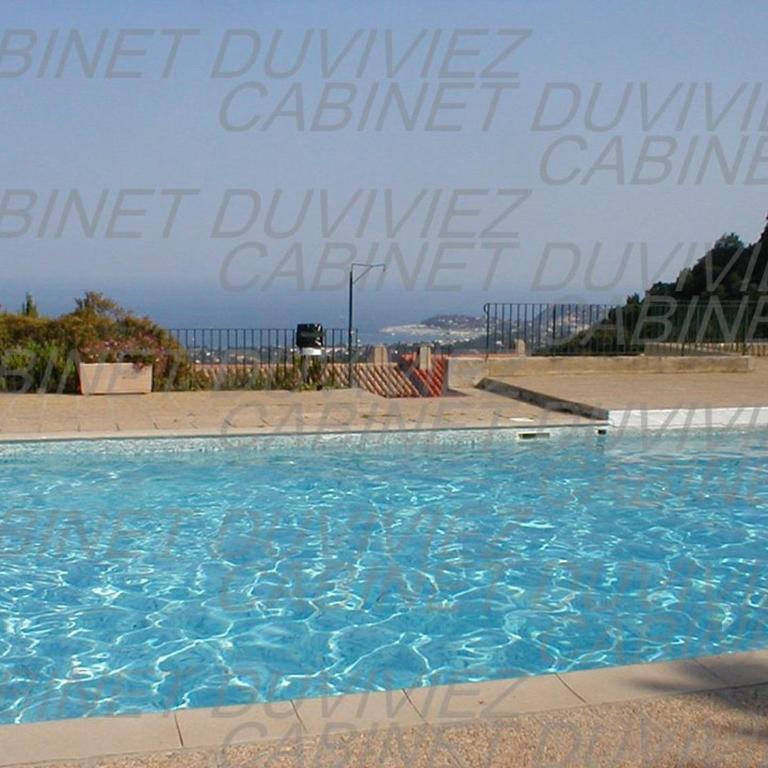 joli studio rez de jardin résidence avec piscine - Apartamento Estudio con vistas al mar - 9