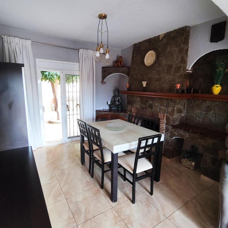 Beautiful villa with a pool - Casa de 3 dormitorios - 7