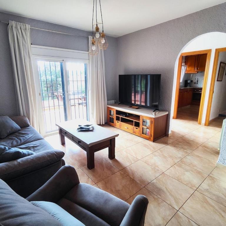 Beautiful villa with a pool - Casa de 3 dormitorios - 12