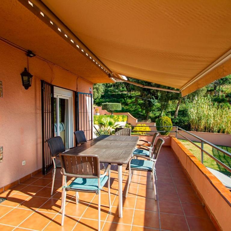 Beautiful villa with a pool - Casa de 3 dormitorios - 29