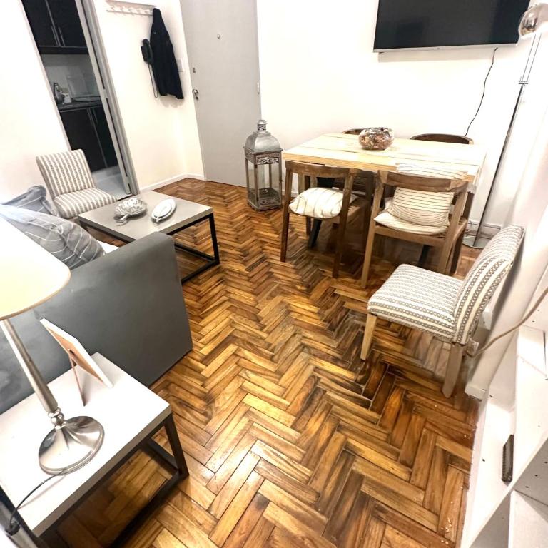 Apart arenales y Talcahuano - Apartamento de 2 dormitorios - 8