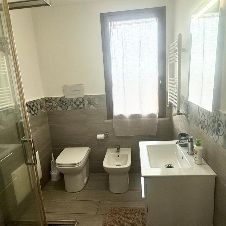 La Casetta di Gloria - Two-Bedroom Apartment with Balcony - 15