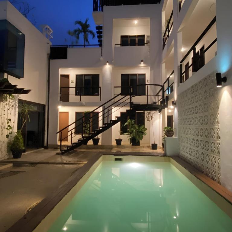 Live the Beach Life Luxury, Location and Total Comfort - Two-Bedroom Apartment - 10