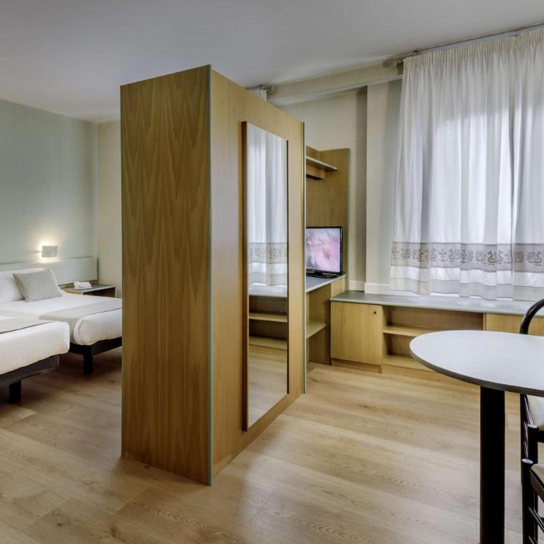Best Western Hotel Residence Italia - Camera Standard Doppia con Letti Singoli - 1